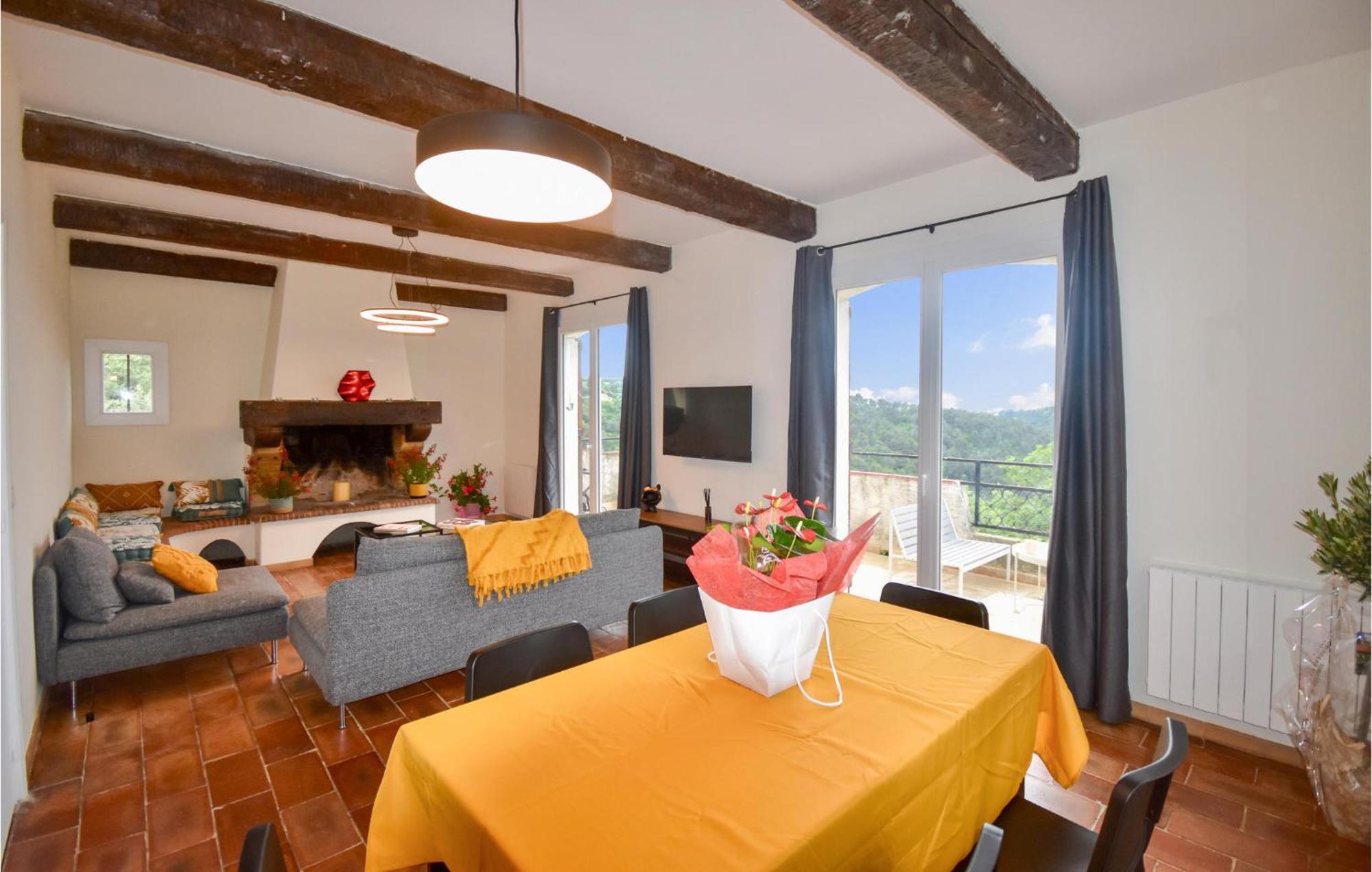 Awesome Apartment In Saint-Jeannet With Kitchen Kültér fotó