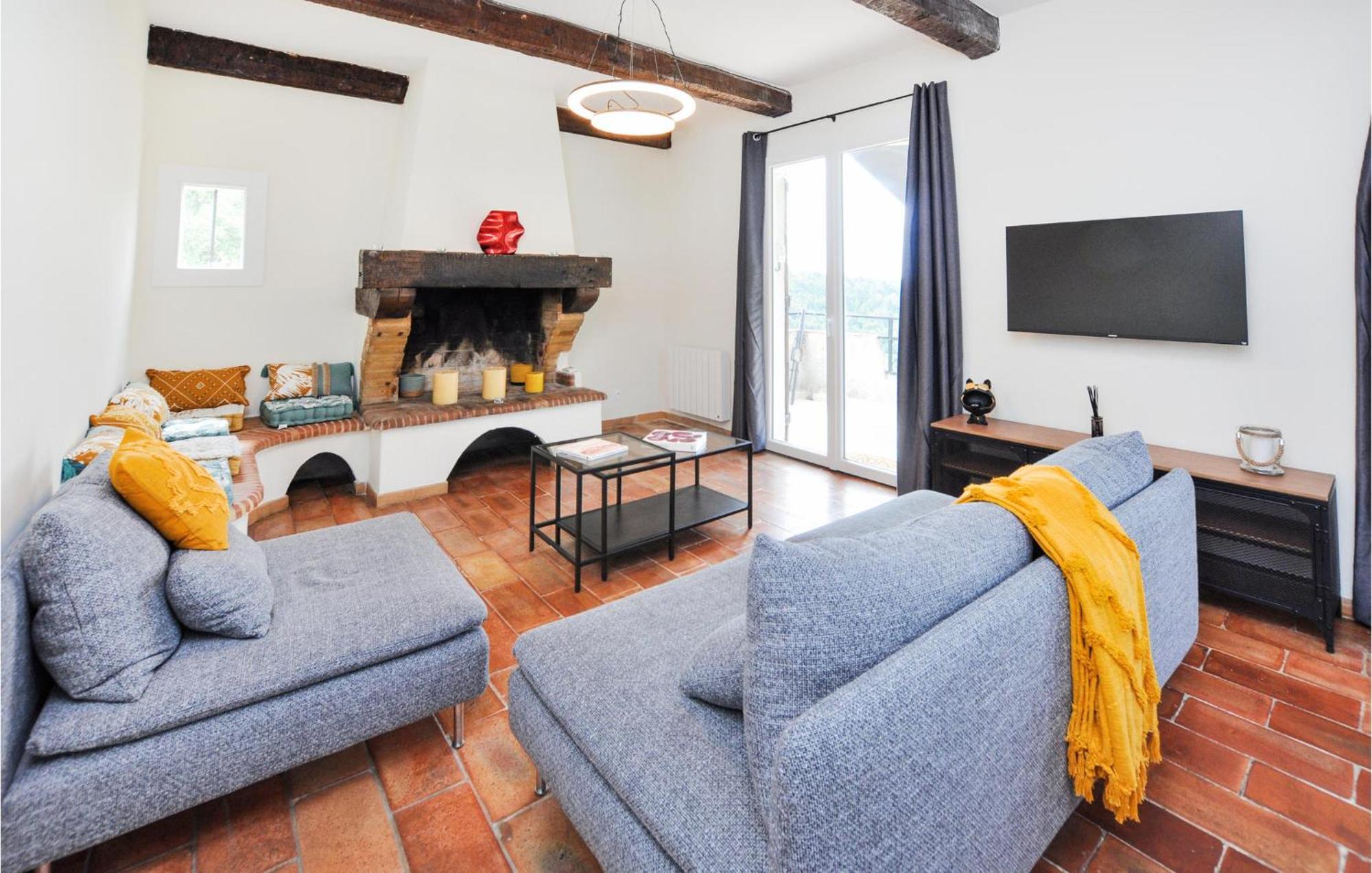 Awesome Apartment In Saint-Jeannet With Kitchen Kültér fotó